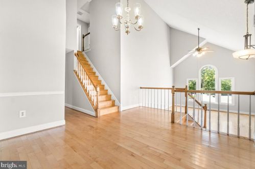 2229 Cherry Leaf Ln, Silver Spring MD 20906-5733 exterior