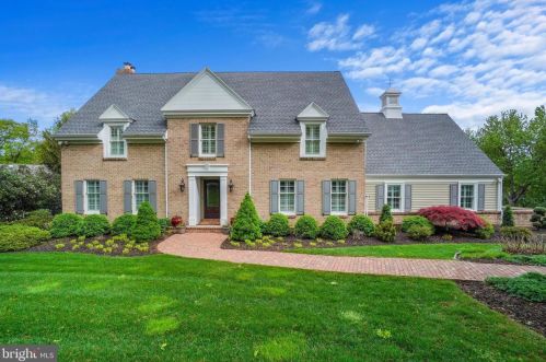 1525 Dunster Rd, York, PA 17403-4460