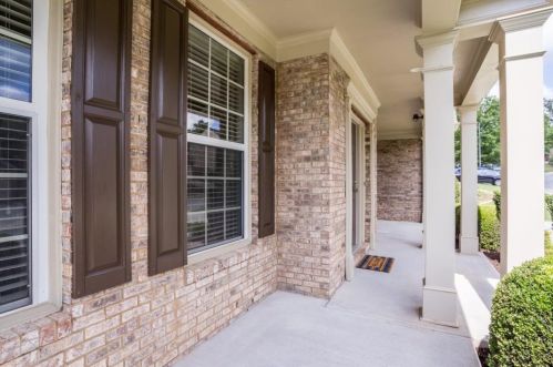 403 Pinoak Dr, Holly Springs, GA 30188-5152