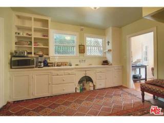 1647 Coronado St, Los Angeles CA  90026-1425 exterior