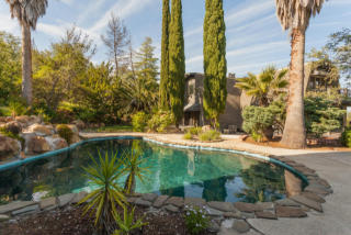 1360 Bambury Ct, Redding, CA 96001-1339
