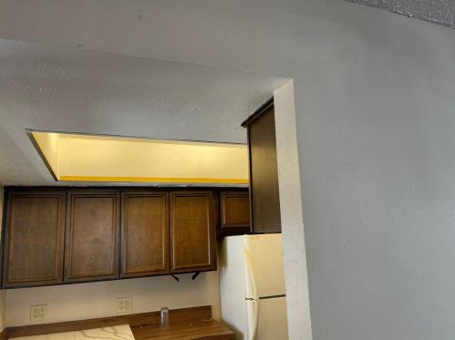 706 Valiant Cir, Garland TX  75043-4923 exterior