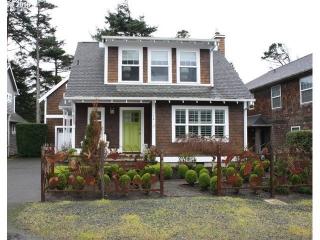 174 Treasure Cove Ln, Manzanita, OR 97130-9182