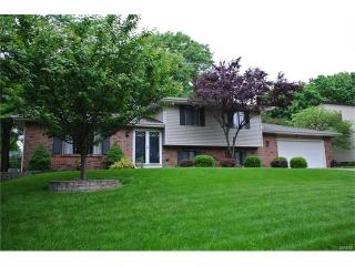 521 Westpark Dr, Columbia, IL 62236-1024