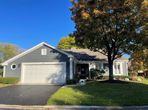 47 Ravenscraig Ln, Palatine, IL 60067-4882