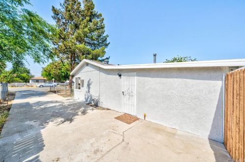 9780 Birmingham Ave, Riverside CA  92509-3594 exterior