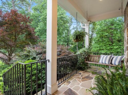 1607 Grant Dr, Atlanta GA  30319-3589 exterior