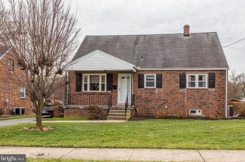 1310 Maple Ave, Lancaster, PA 17603-4614