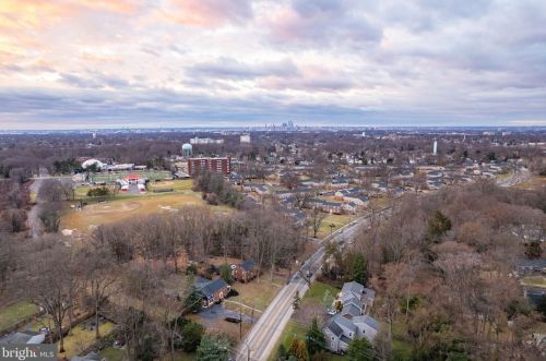 520 End Ave, Tavistock NJ  08033-2630 exterior