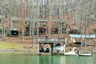 1575 Capewood Dr, Huddleston, VA 24104-3416
