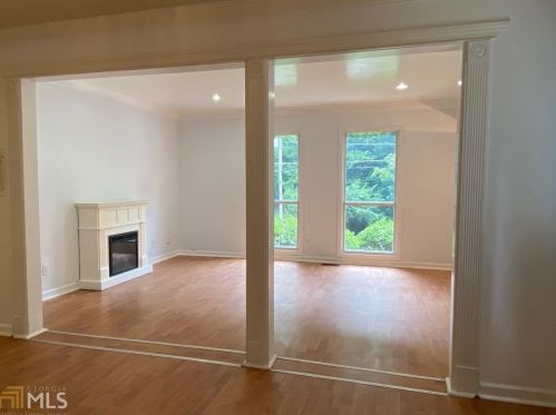 5779 Hillside Ave, Atlanta GA  30340-4325 exterior