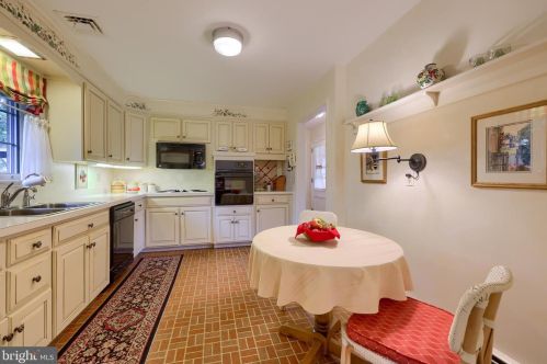 1926 Drexel Ave, Lancaster PA  17602-3302 exterior