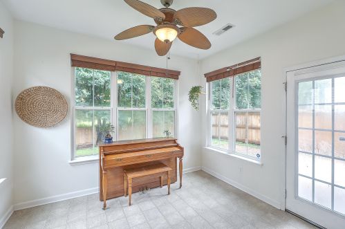 329 Chemistry Cir, Ladson SC  29456-5294 exterior