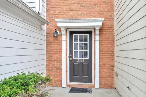 2395 Fairlie Dr, Duluth, GA 30096-9268
