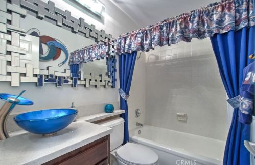12 Gumwood, Irvine CA  92612-2352 exterior