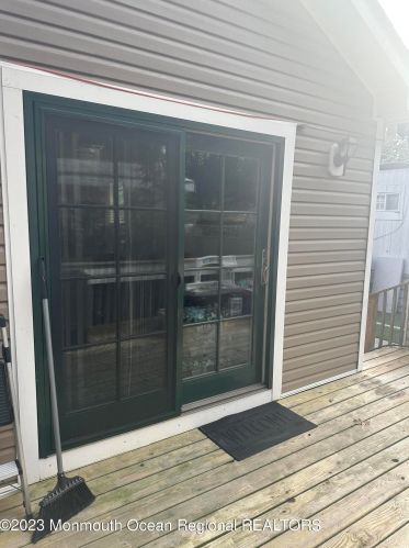 250 Madison St, Tinton Falls NJ exterior