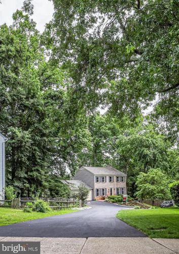 8217 Terra Grande Ave, Springfield, VA 22153-3538