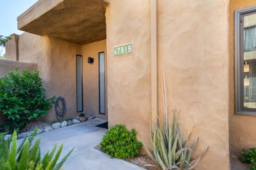 4781 Winners Cir, Palm Springs, CA 92264-5855