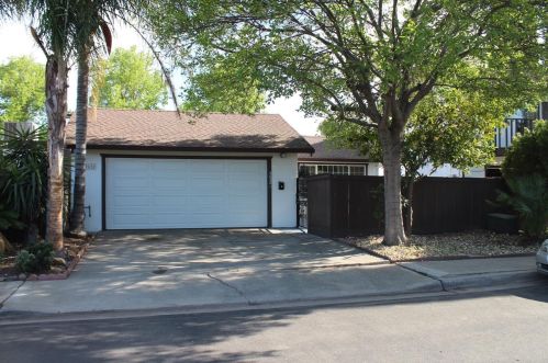 2628 El Pasado Dr, Modesto, CA 95354-3223