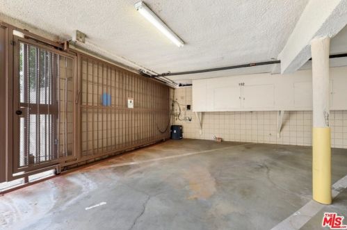 834 6th St, Santa Monica CA  90403-1414 exterior