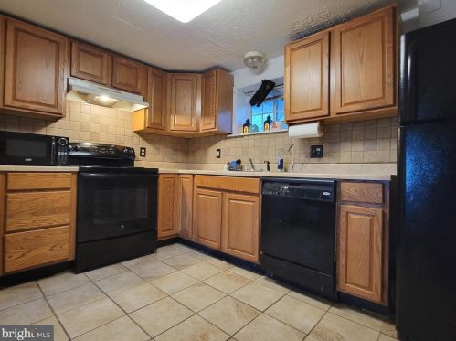 1112 Conservation Dr, Hedgesville WV  25427-5446 exterior