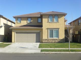 4330 Panorama Ave, Turlock, CA 95382-8651