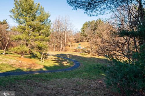 9548 Highwind Ct, Columbia MD  21045-3204 exterior