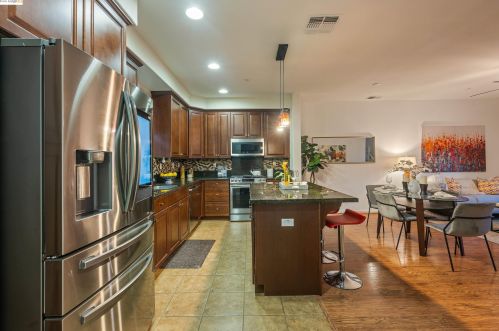 656 Macabee Way, Hayward, CA 94541-4387