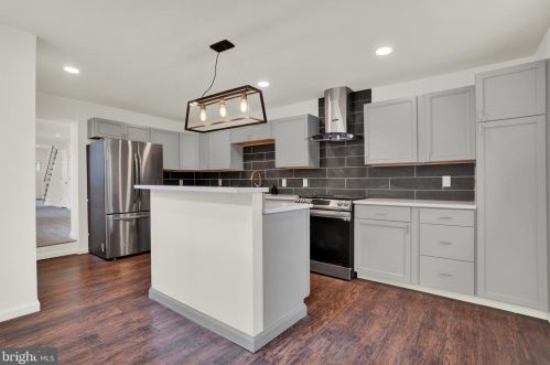 1435 Juniper St, Philadelphia PA 19147-4924 exterior