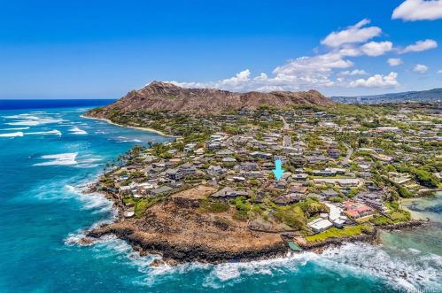 4140 Black Pt Rd, Honolulu HI  96816-4846 exterior