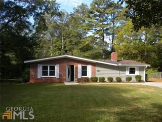 403 Queen Ann St, Oxford, GA 30054-2425