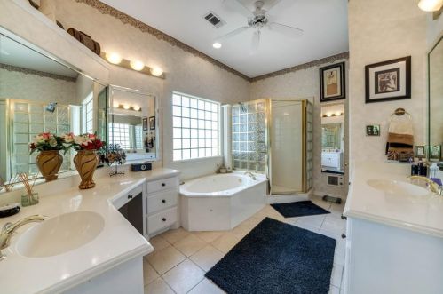 1120 Wishing Wl Ct, Cedar Hill TX 75104-8255 exterior