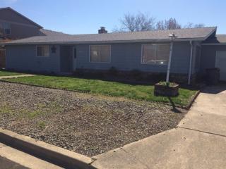 3100 Alameda St, Medford OR  97504-8680 exterior