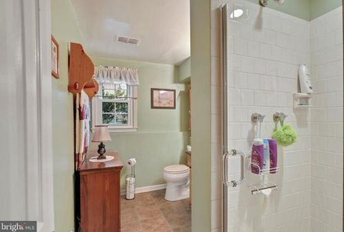 176 Berrywood Dr, Severna Park MD 21146-2033 exterior