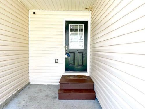 6734 Gallant Ct, Mableton, GA 30126-4693