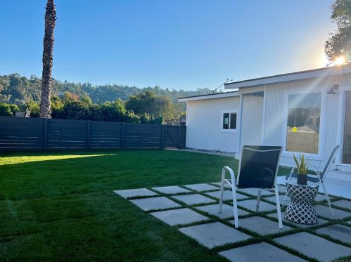 692 Chase Ave, El Cajon, CA 92020-7304