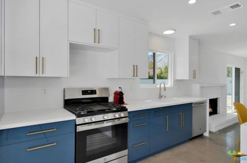545 Yorba Rd, Palm Springs, CA 92262-1967