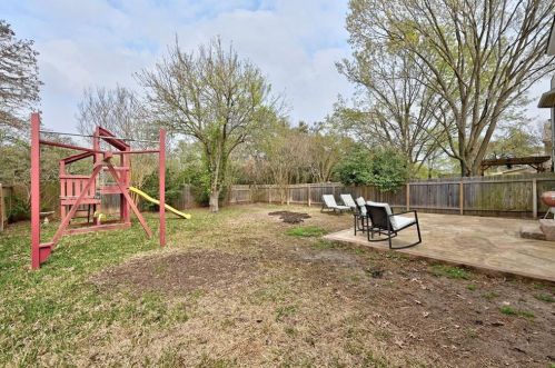 7811 Cheno Cortina Trl, Austin TX  78749-2717 exterior