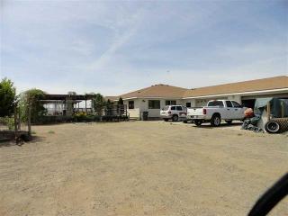 1009 Thornton Rd, Sunnyside, WA 98944-9636