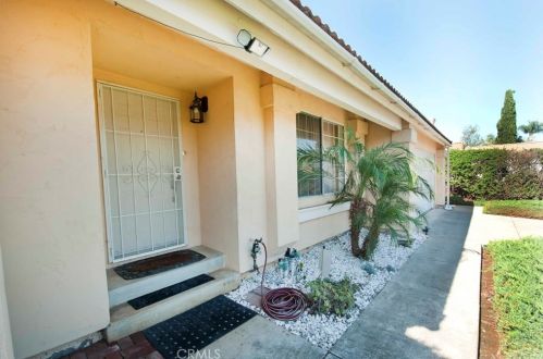 2140 Savona Ct, Vista, CA 92084-7730