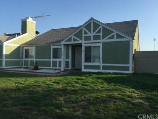 9558 Derby Dr, Riverside, CA 92509-3595