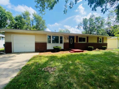 524 Juniper Ln, Bradley, IL 60915-1169
