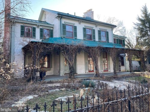 251 Hanover St, Carlisle, PA 17013-3905