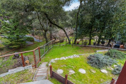 7610 Hihn Rd, Ben Lomond, CA 95005-9615