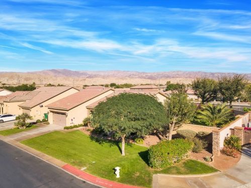 41224 Hanover St, Indio, CA 92203-3206