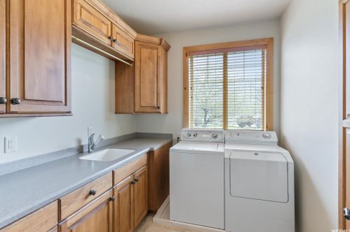 497 Rnch Dr, Alpine UT exterior