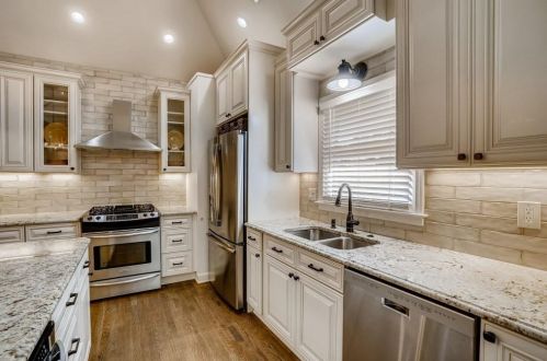 290 Halah Cir, Atlanta GA  30328-5241 exterior