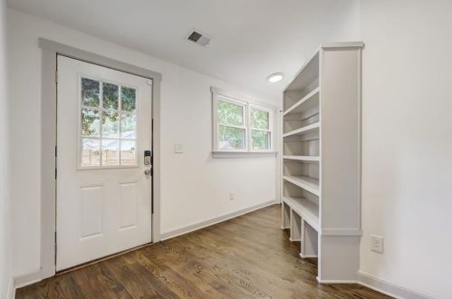 1366 Beatie Ave, Atlanta GA  30310-4306 exterior