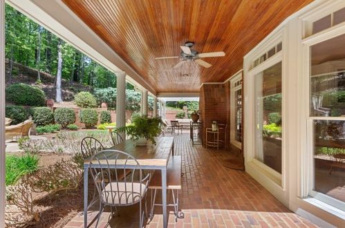 1805 Brandon Hall Dr, Atlanta GA  30350-3708 exterior