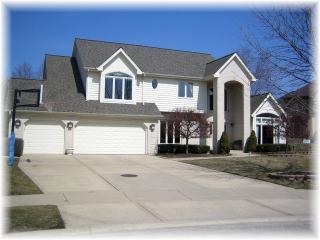 307 Essex Ct, Hanover Park, IL 60108-3017